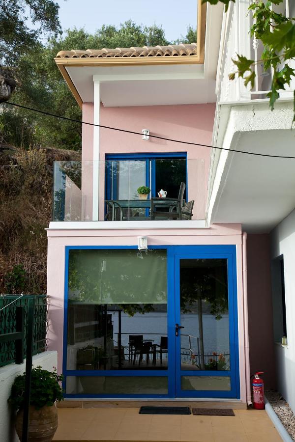 Villa Niki ปลาตาเรีย ภายนอก รูปภาพ