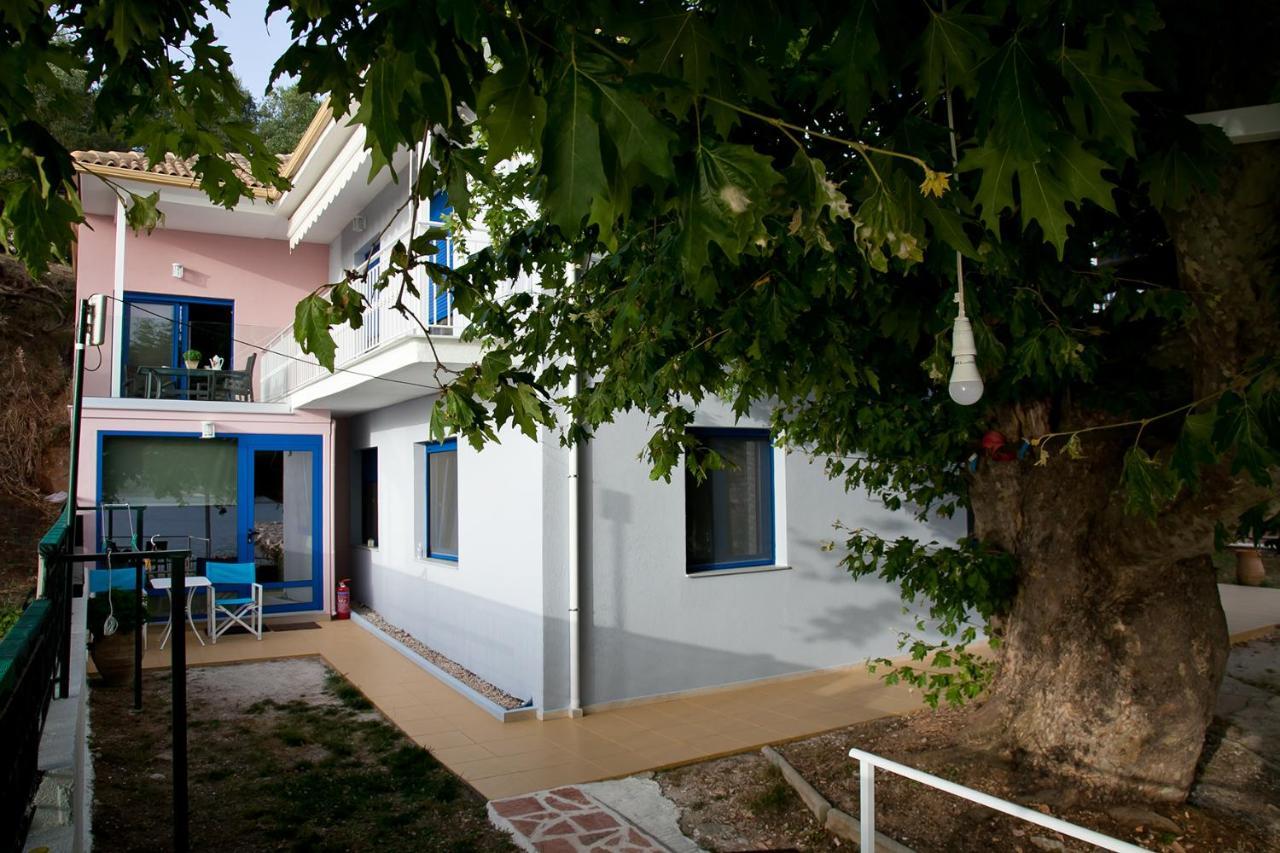 Villa Niki ปลาตาเรีย ภายนอก รูปภาพ
